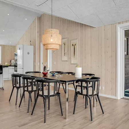 Vakantiehuis Cozy In With Kitchen *