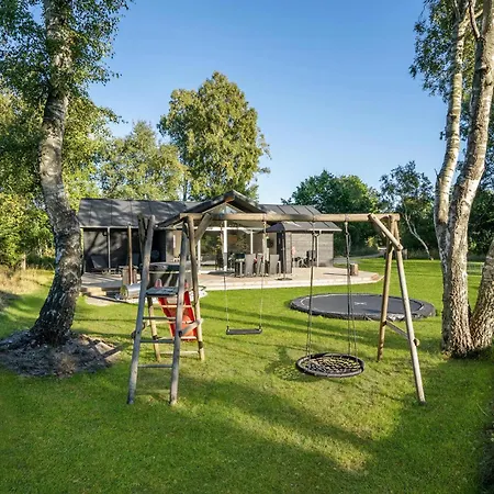 Dom wakacyjny Cozy In With Kitchen Grenå